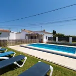 Hébergement de vacances Casa Carlos Con Piscina Privada En Conil Conil De La Frontera
