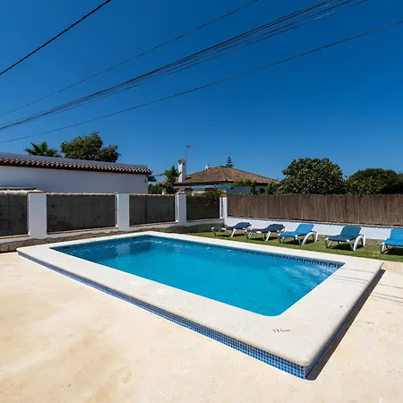 Casa Carlos Con Piscina Privada En Conil Hébergement de vacances