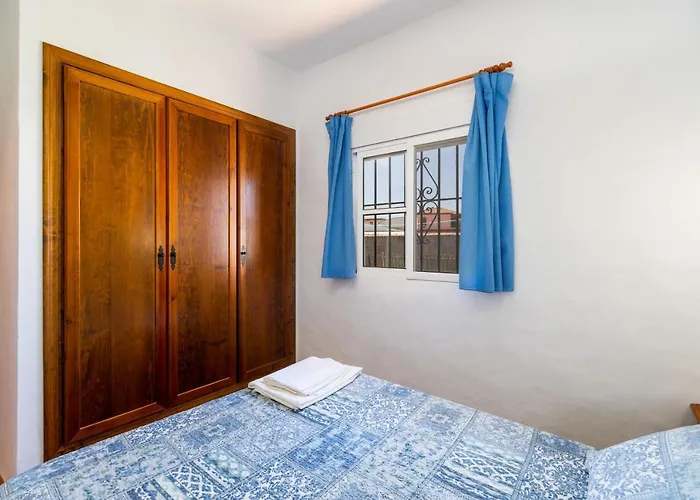 Casa Carlos Con Piscina Privada En Conil Hébergement de vacances Conil De La Frontera
